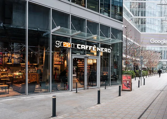 Daire Towarowa Towers Varşova