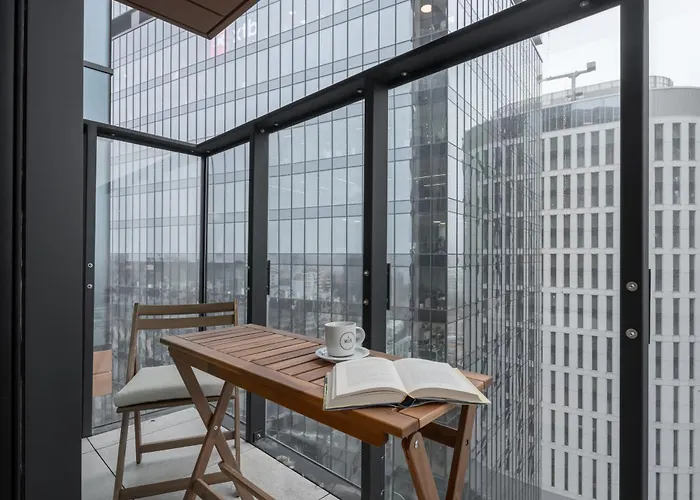 Towarowa Towers Apartman *