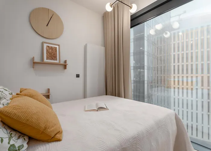 Towarowa Towers Apartman Varsó