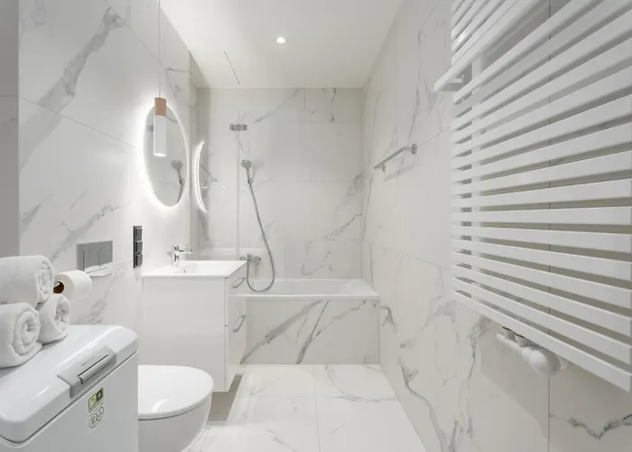 Towarowa Towers Apartman *