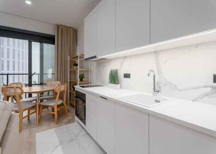 Apartman Towarowa Towers Varsó