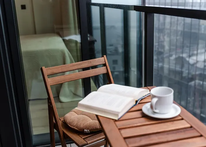 Towarowa Towers Apartman Varsó