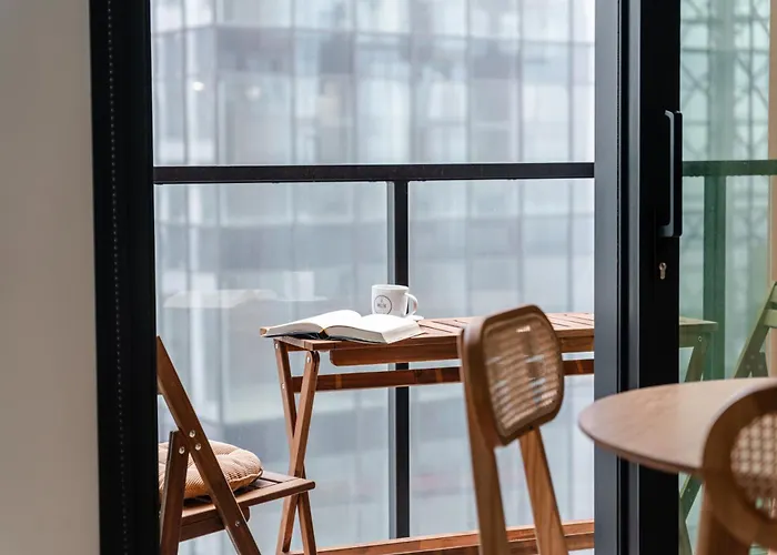 Towarowa Towers * Varsó