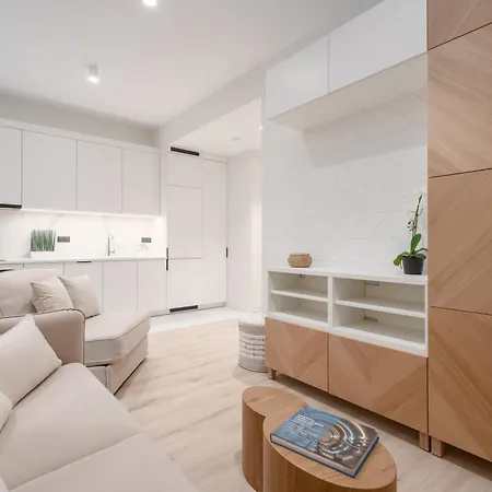 Towarowa Towers Apartment Warsaw