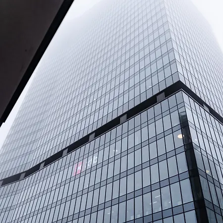 Towarowa Towers Apartman Varsó
